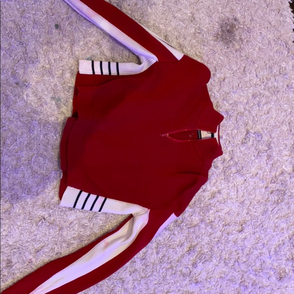Brandy Melville sweater
